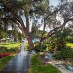 Tropische tuin en wandelpad bij Don Pepe Gran Meliá Marbella