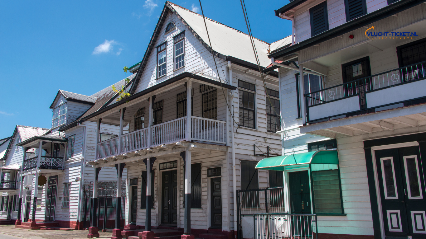 Paramaribo2