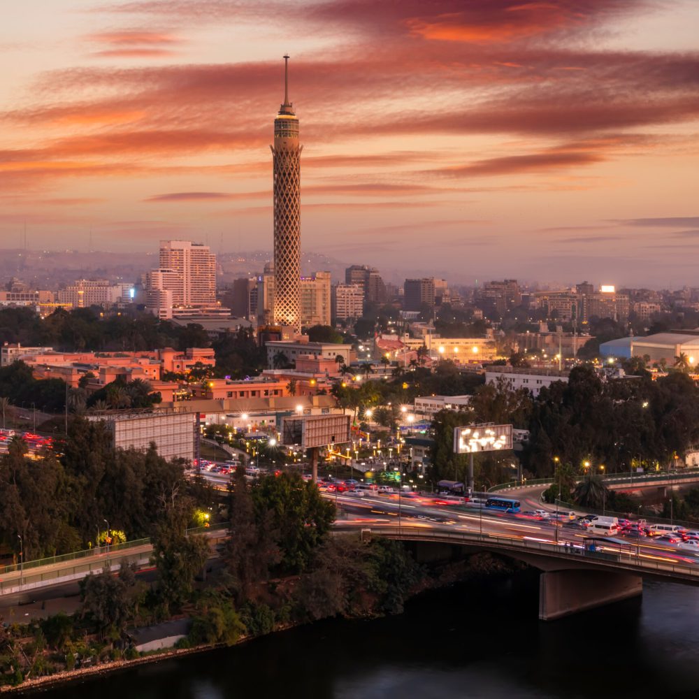 Avondpanorama van Cairo en de Nijl in Egypte – vliegtickets bestemming Egypte